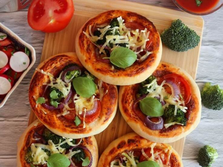 Veggie Mini Pizza