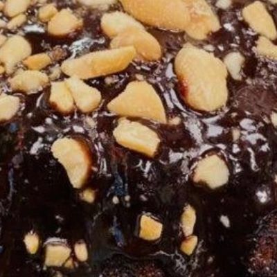Molten Cake With Nuts