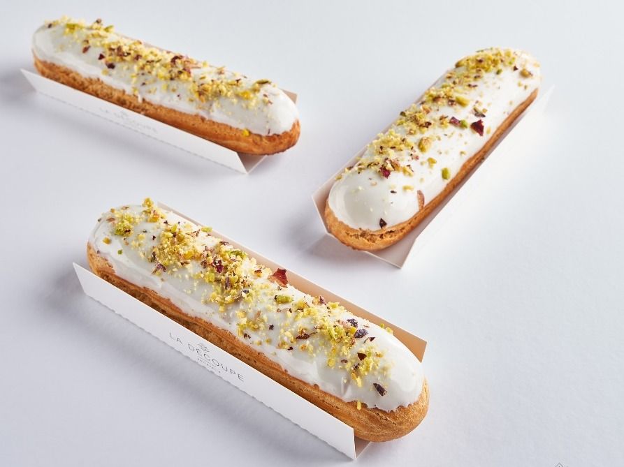 Mastic Eclair