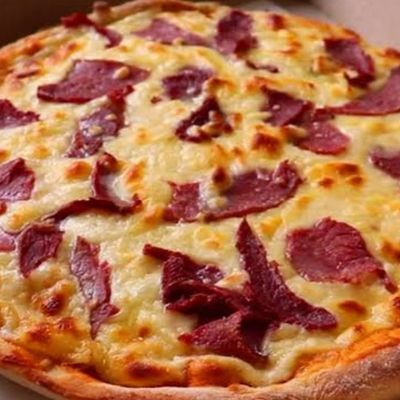 Pastrami Pizza