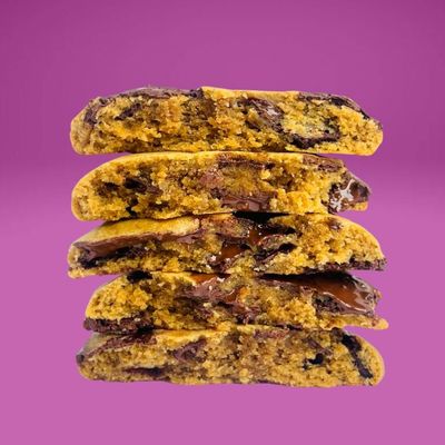 Chocolate Chip Classic Cookie