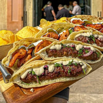 10 Mix Sandwiches box