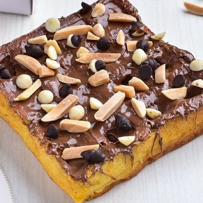 Nutella with Nuts Waffle
