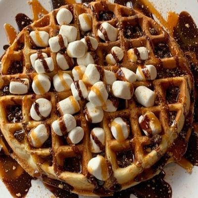Nutella with marshmallow waffle