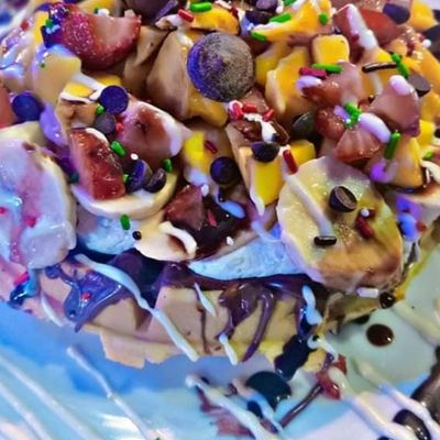 Nutella with Fruits Waffle