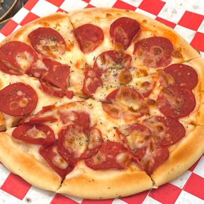 Pepperoni pizza