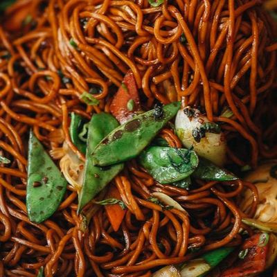 Soya & Oyster Mix Noodles