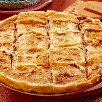 Mix cheese pie