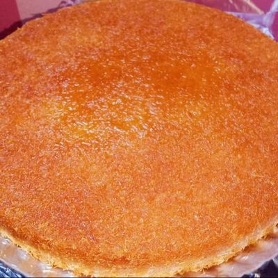Kunafa and Qeshta pie