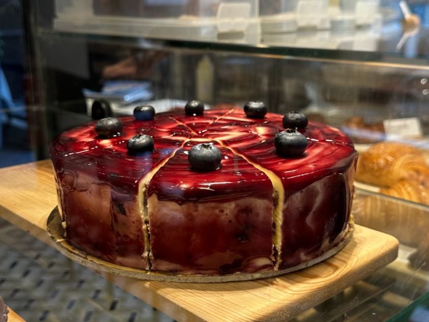 Lemon And Blueberry Cake