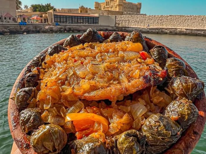 Vine leaves casserole with meat