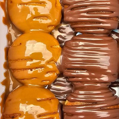 6 بان كيك نوتيلا ولوتس صغير