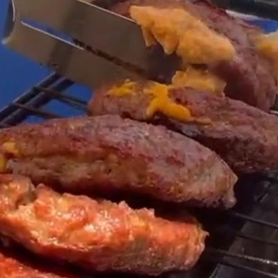 Add A Piece Of Cheese-stuffed Burger