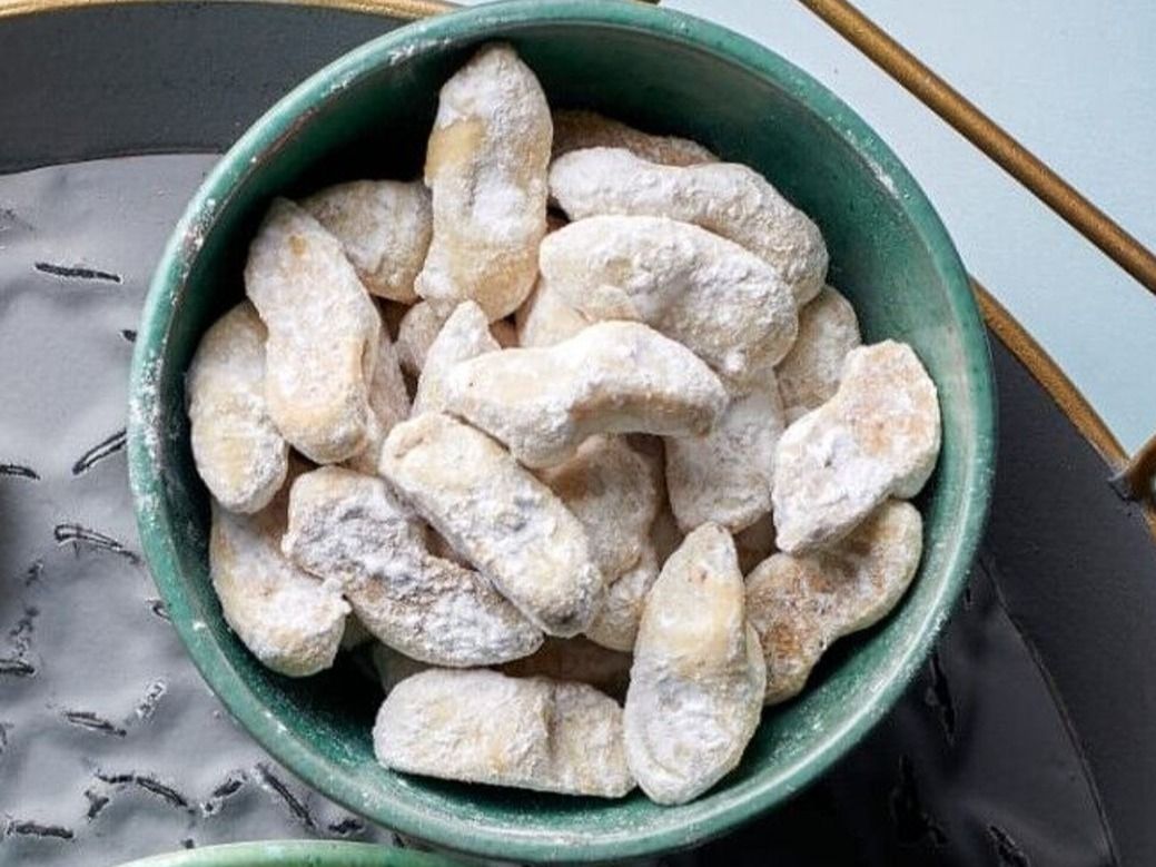 Temour Tita (Special Kahk With Dates)