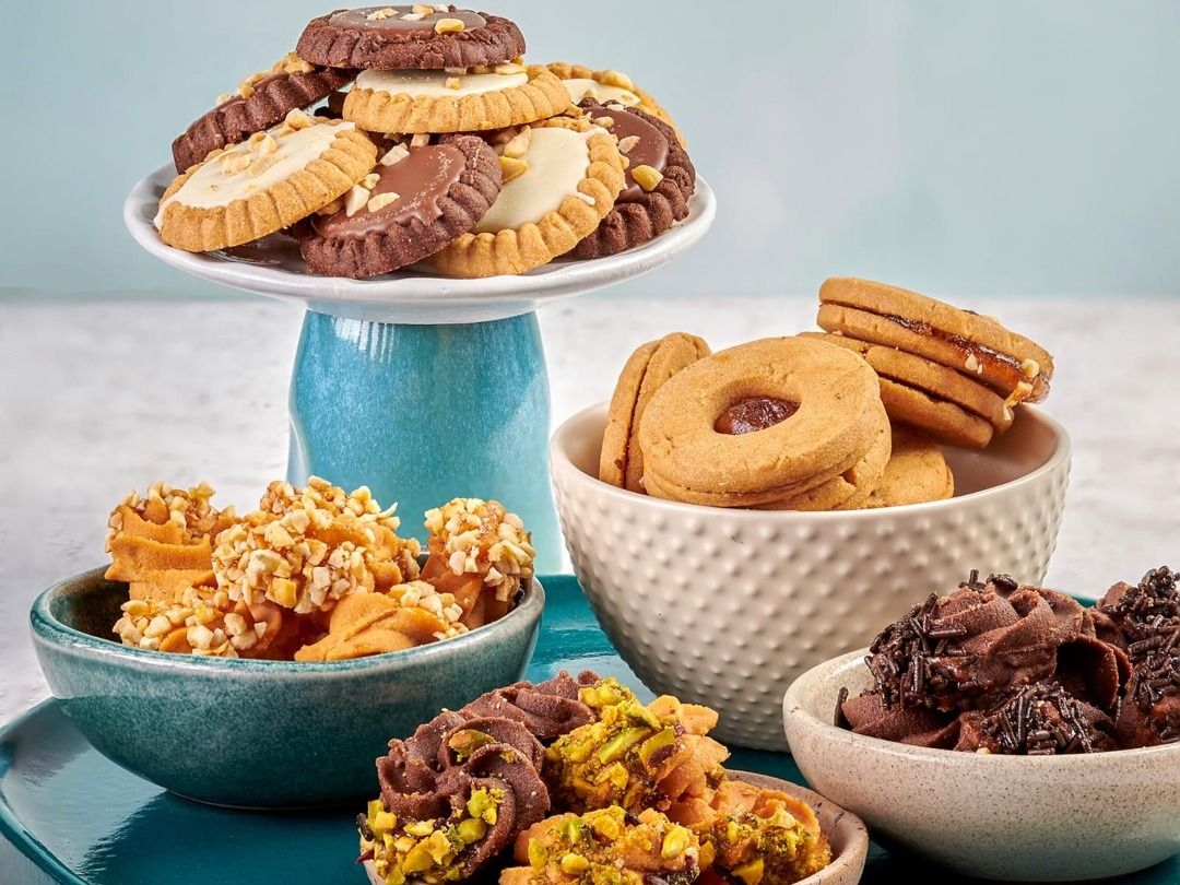 Petit Fours And Sable Carton Box