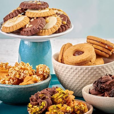 Petit Fours And Sable Carton Box
