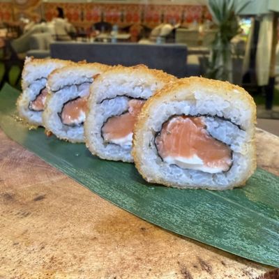 Hot Salmon Roll