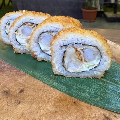 Hot Shrimp Roll