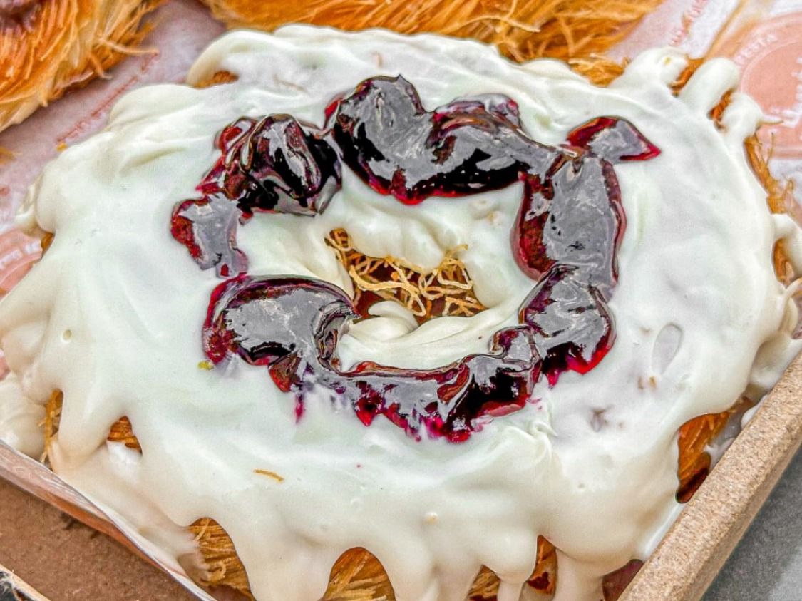 White Chocolate Raspberry Donuts Konafa