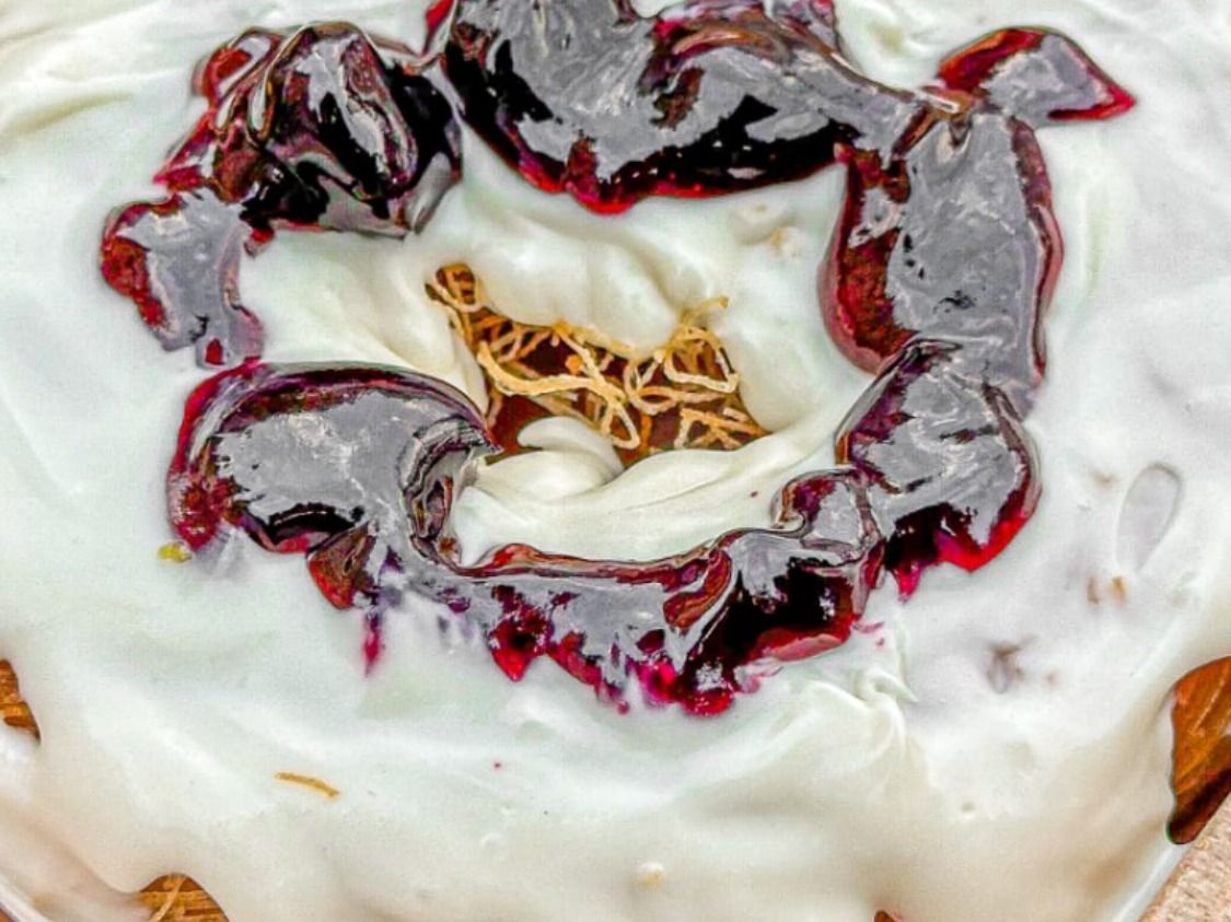 Mini Kunafa Cream White Chocolate Berries