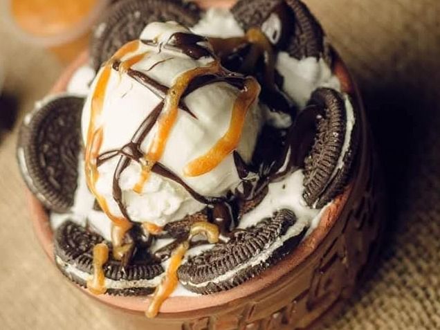 Kunafa Casserole With Chocolate And Ice Cream