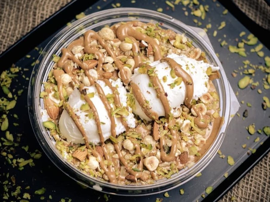 Rice Milk Konafa Lotus Nuts ( Family )