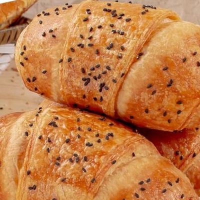 كرواسون بالنقانق