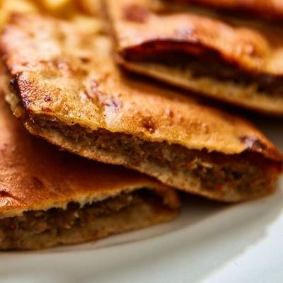 حواوشي عيش بلدي
