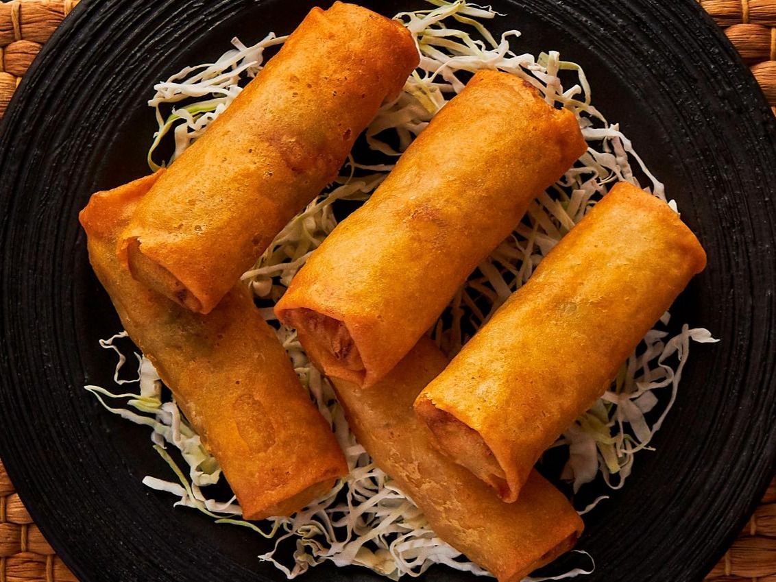 Beef Spring Rolls (4 pcs.)