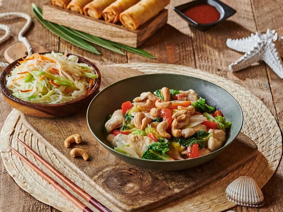 Chicken with Cashew Nuts