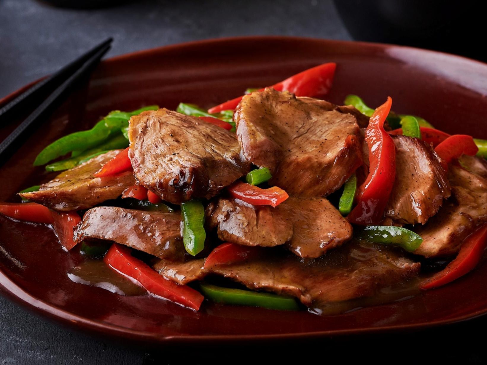 Sliced Duck with Black Pepper Sauce