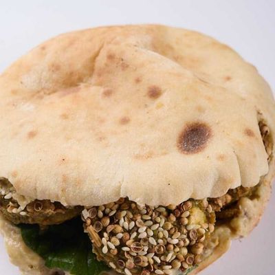 El Modhesh photo 2