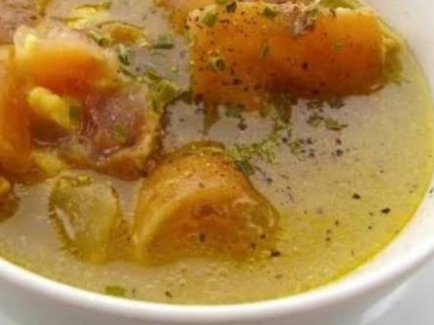 Boneless Knuckles Soup