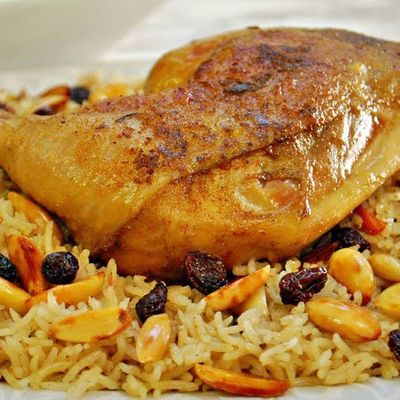 Quarter Kabsa Chicken Thighs With Rice And Sauce