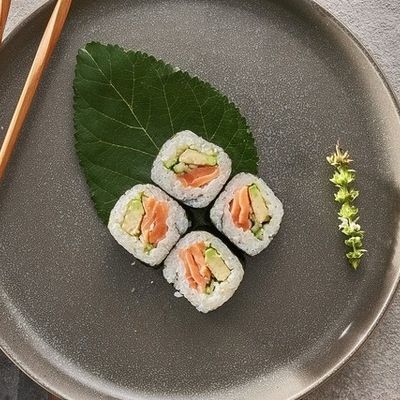 Maki Salmon