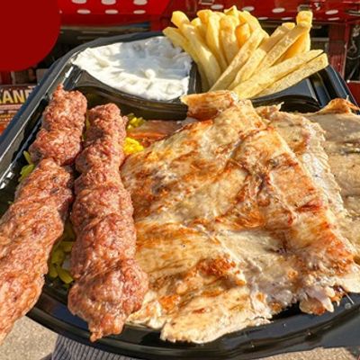 Qasr AlShawarma photo 3