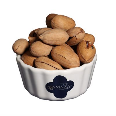 Pecan With Peel