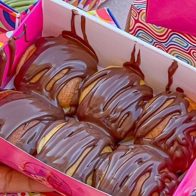 6 بان كيك شوكولاتة نوتيلا صغير