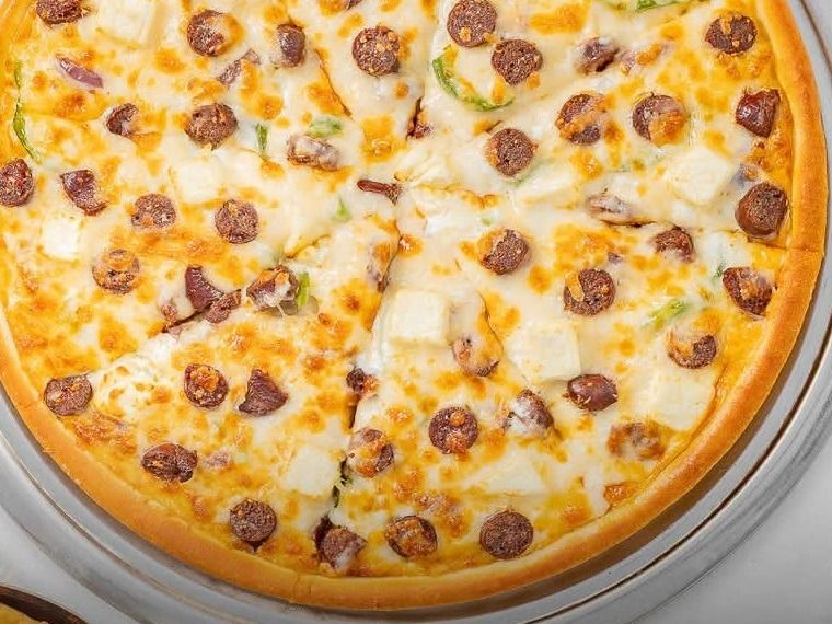 Kiri Sausage Pizza