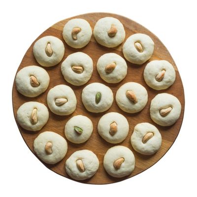 Nuts Ghorayeba