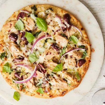 Medium Tuna Pizza