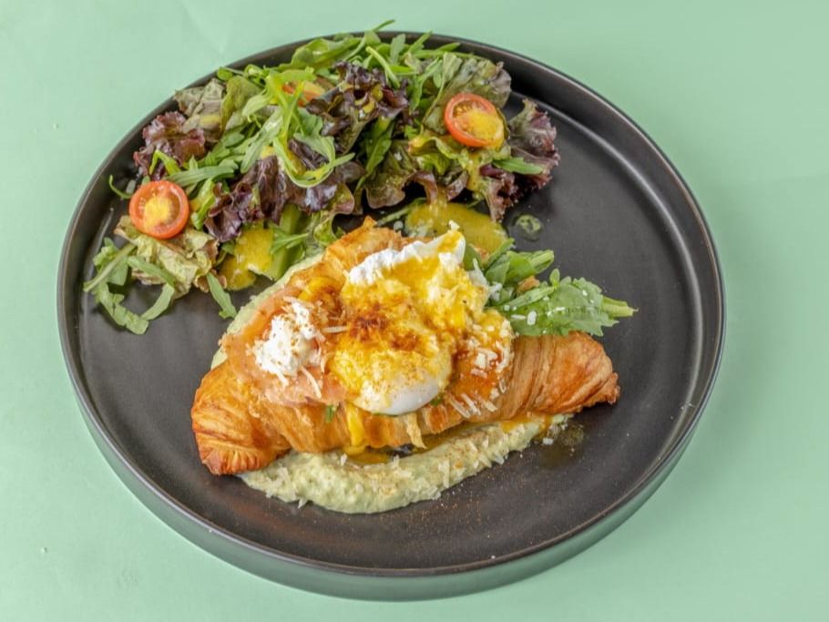 Omelette Poached Egg