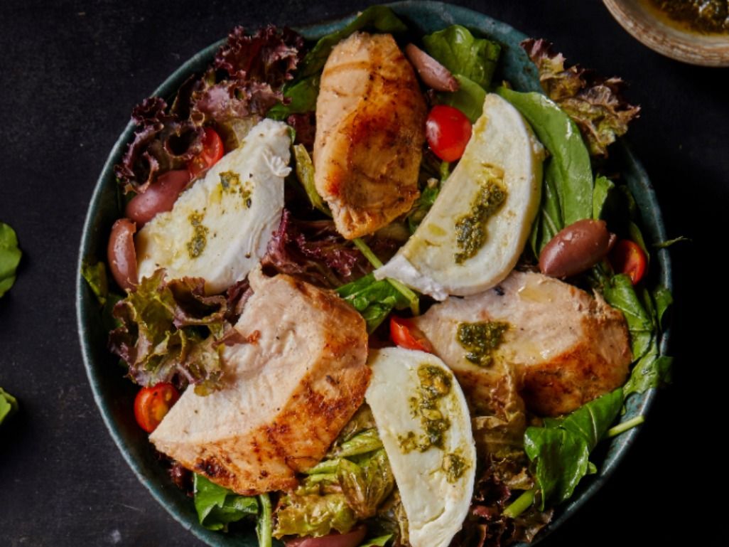 Grilled Chicken With Buffalo Mozzarella Cheese Salad