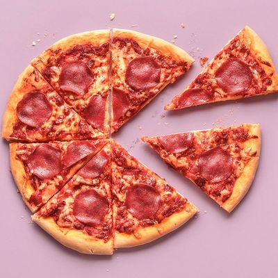 Salami Pizza