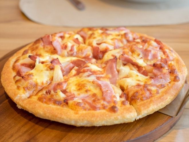 Smok Turkey Italian Pizza