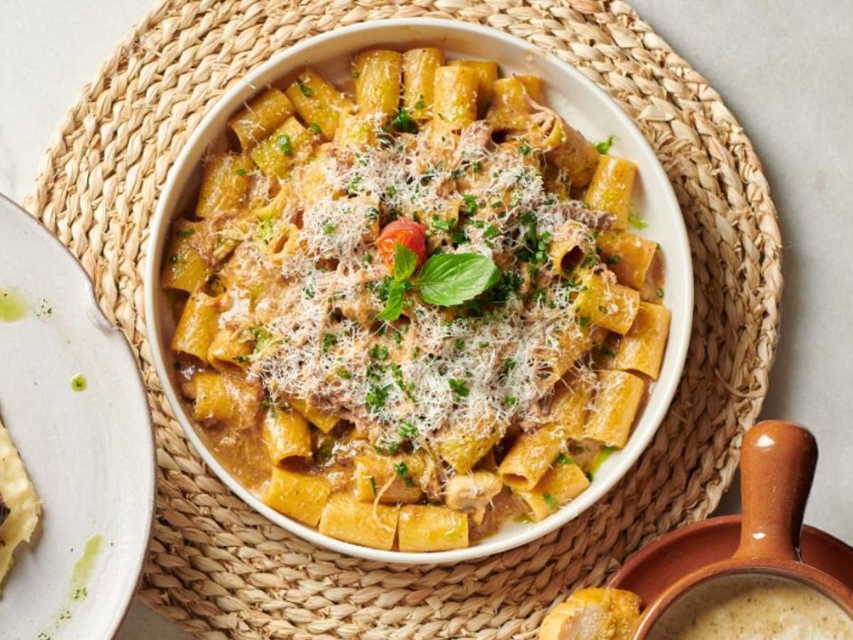 SLOW-COOKED BEEF Pasta