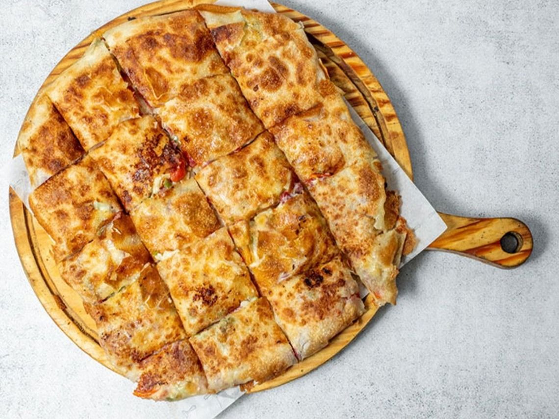 Oriental Pasterma Kiri Pie