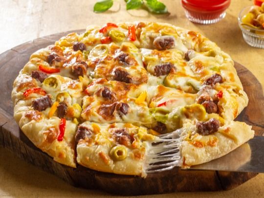 Oriental Pizza Kiri Sausage