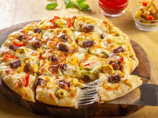Oriental Pizza Baladi Sausage