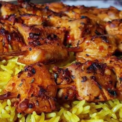 One kilo of shish tawook with rice
